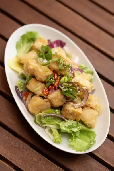 Frittierter Tofu mit Salz und Pfeffer ⓥ vegan 椒鹽豆腐