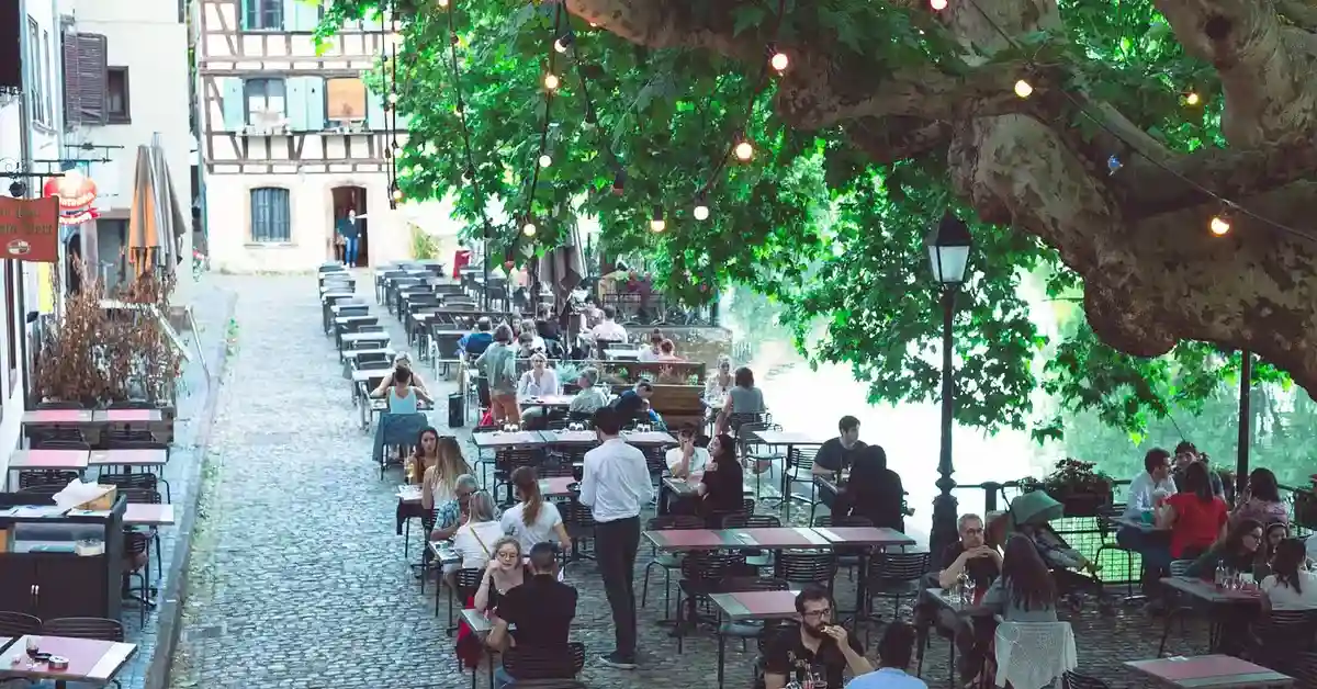 Strasbourg Restaurant – Au Petit Bois Vert – France